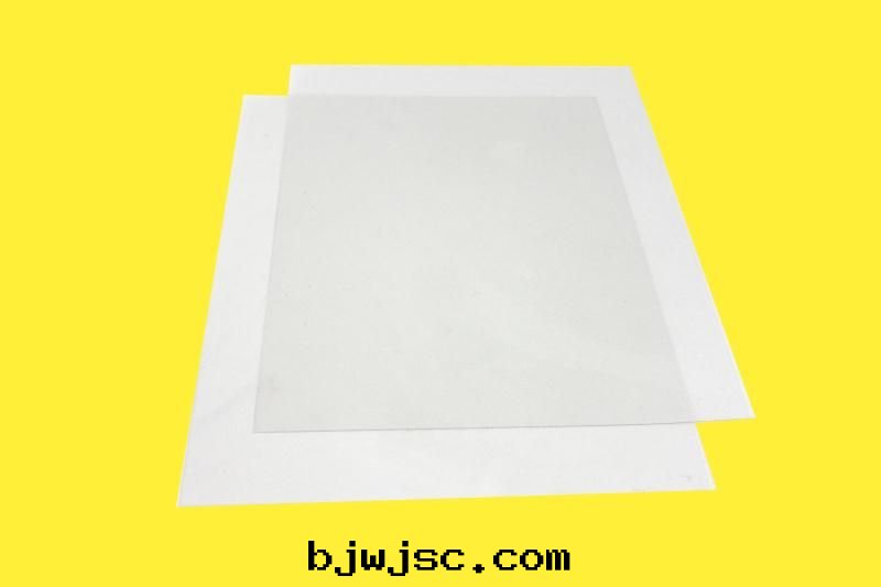 超低(dī)阻值透明(míng)导電(diàn)膜